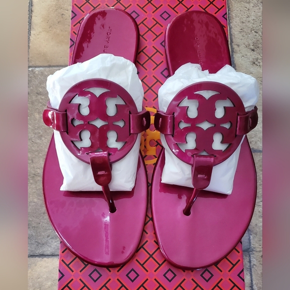 Tory Burch Miller Soft Patent Leather Hot Pink size 8.5 - Picture 2 of 9
